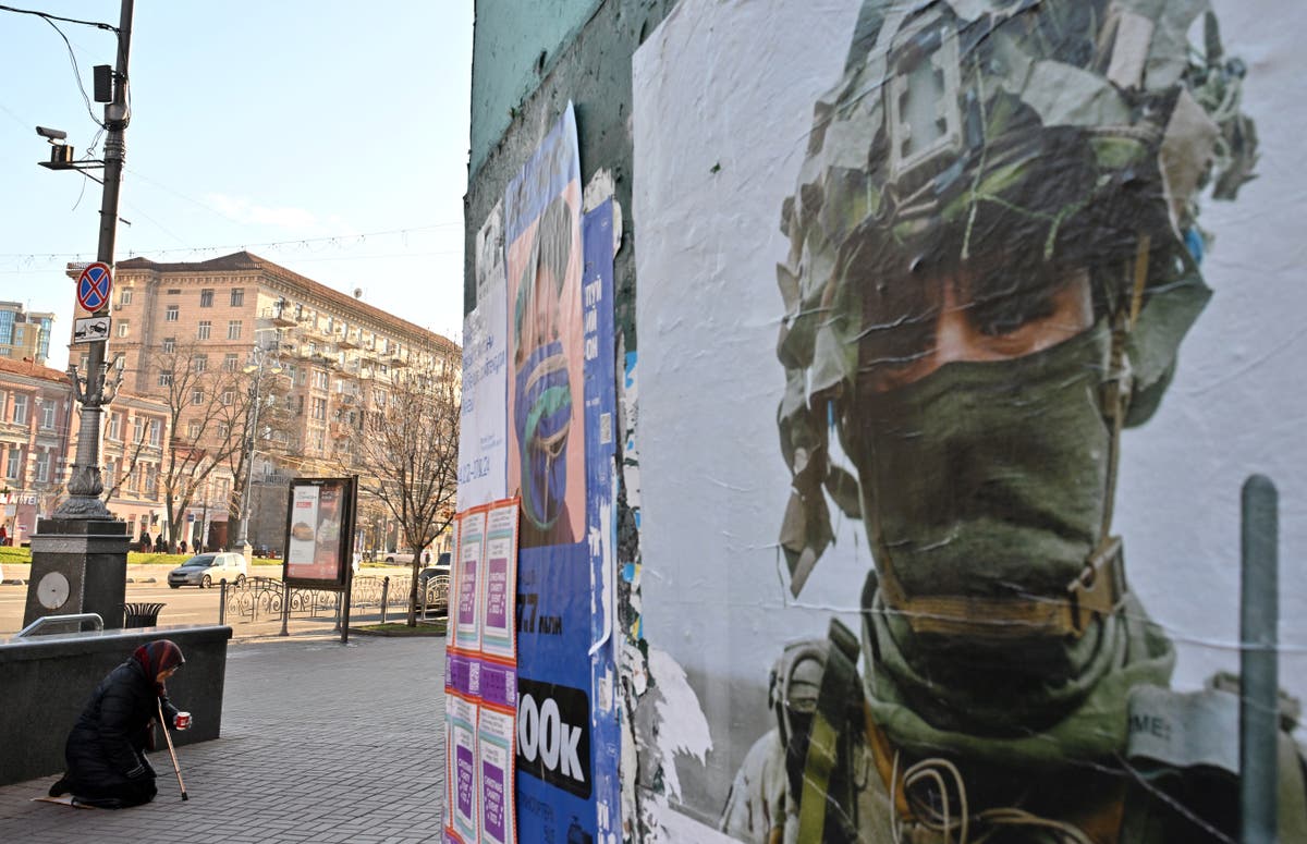 Украйна може да поиска от мъже, живеещи в чужбина, да се присъединят към армията през следващата година