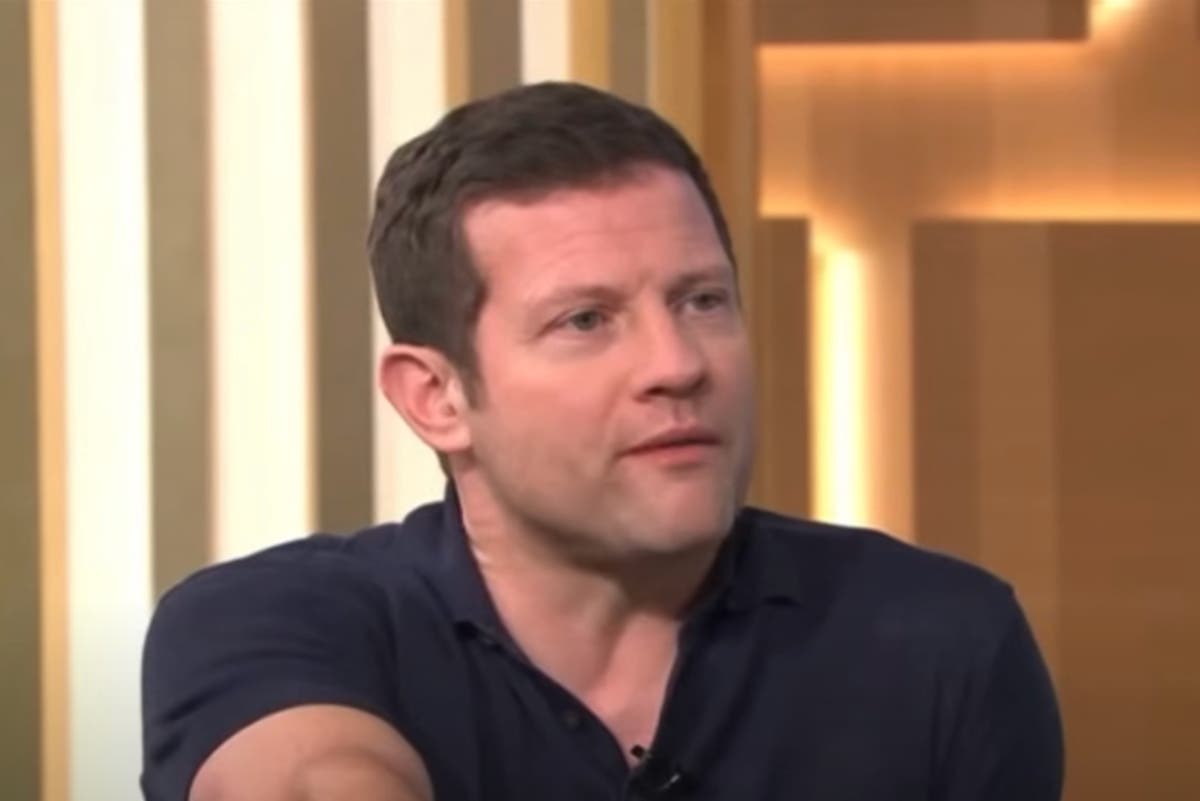 Dermot O’Leary recalls being mistaken for Phillip Schofield by Barry Humphries in hilarious This Morning clip Dermot O’Leary recalls being mistaken for Phillip Schofield by Barry Humphries in hilarious This Morning clip