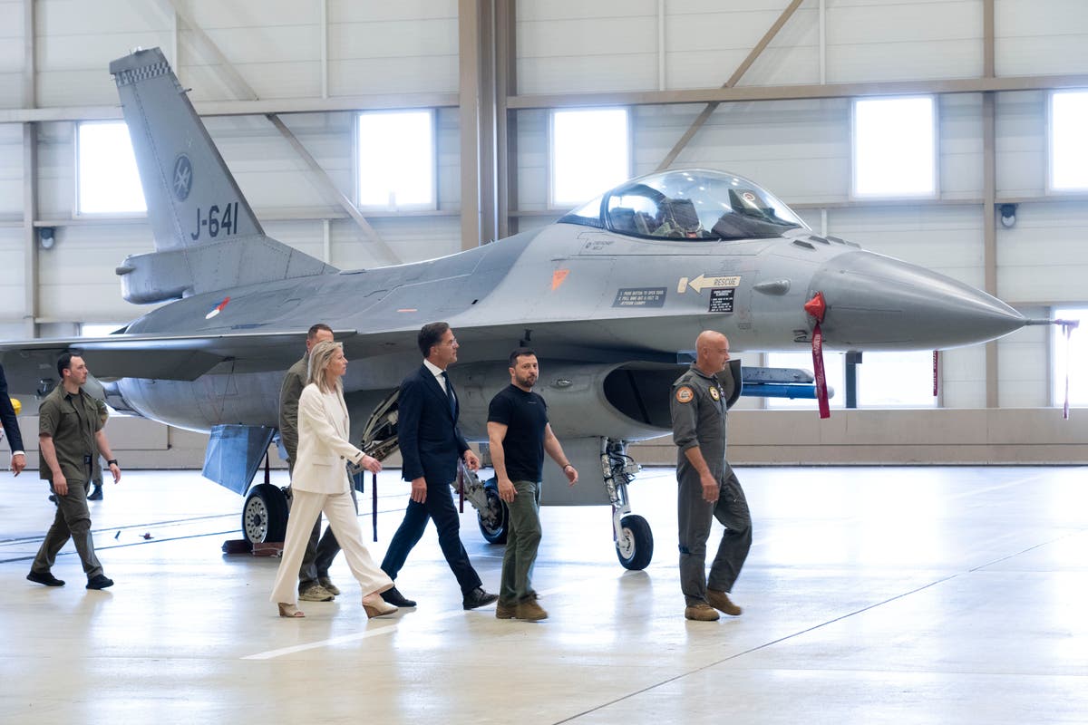 Холандското правителство предприе още една стъпка към даряването на 18 изтребителя F-16 на Украйна