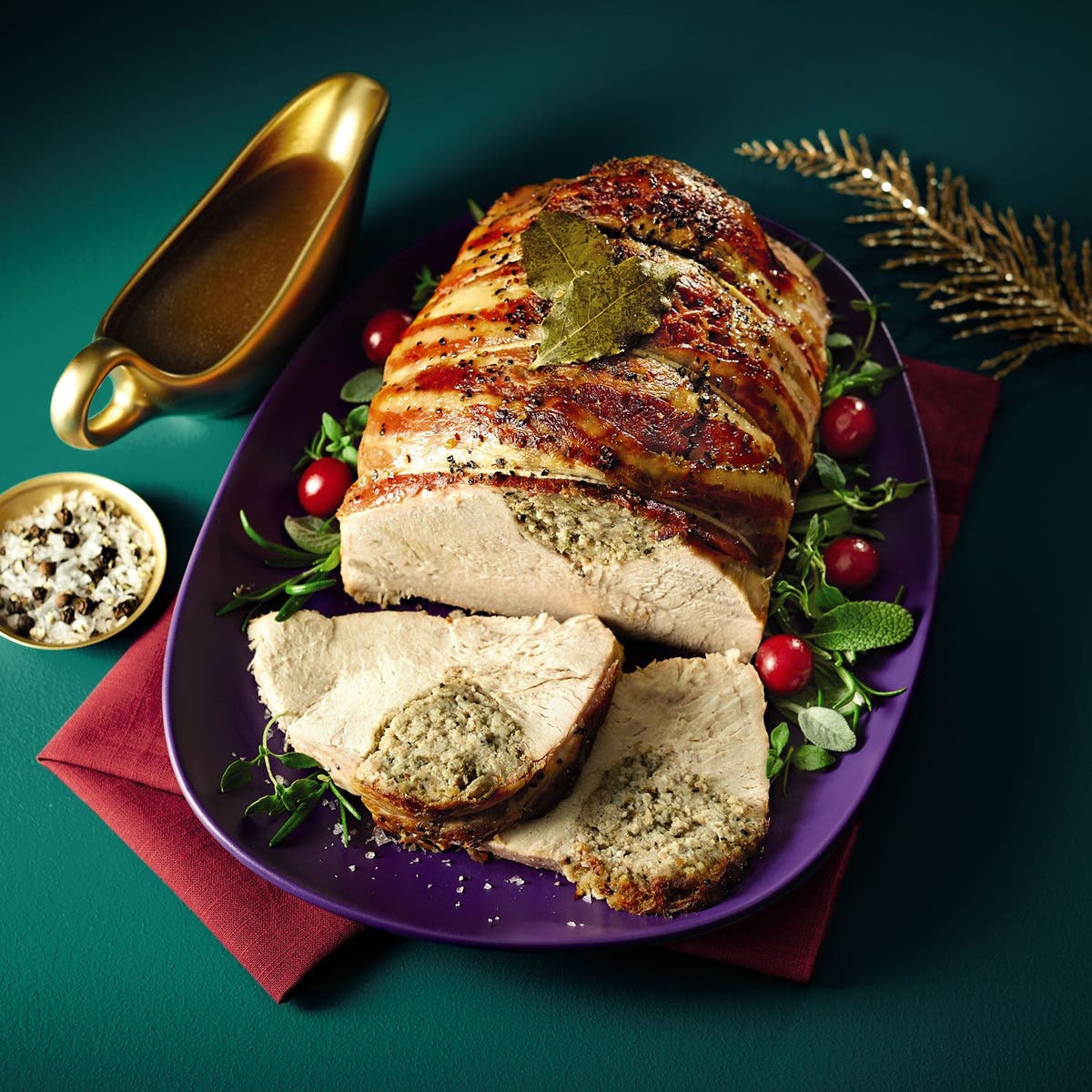 Finalise your Christmas feast and last-minute gifting with Aldi