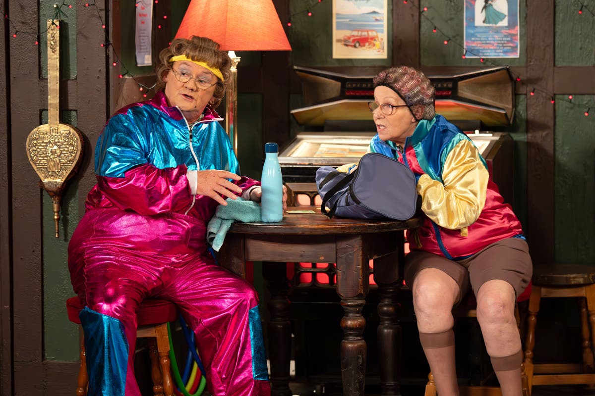 Revue spéciale Nouvel An de Mrs Brown's Boys : remarquer que quelque chose n'est pas drôle, c'est comme remarquer que la mer est mouillée