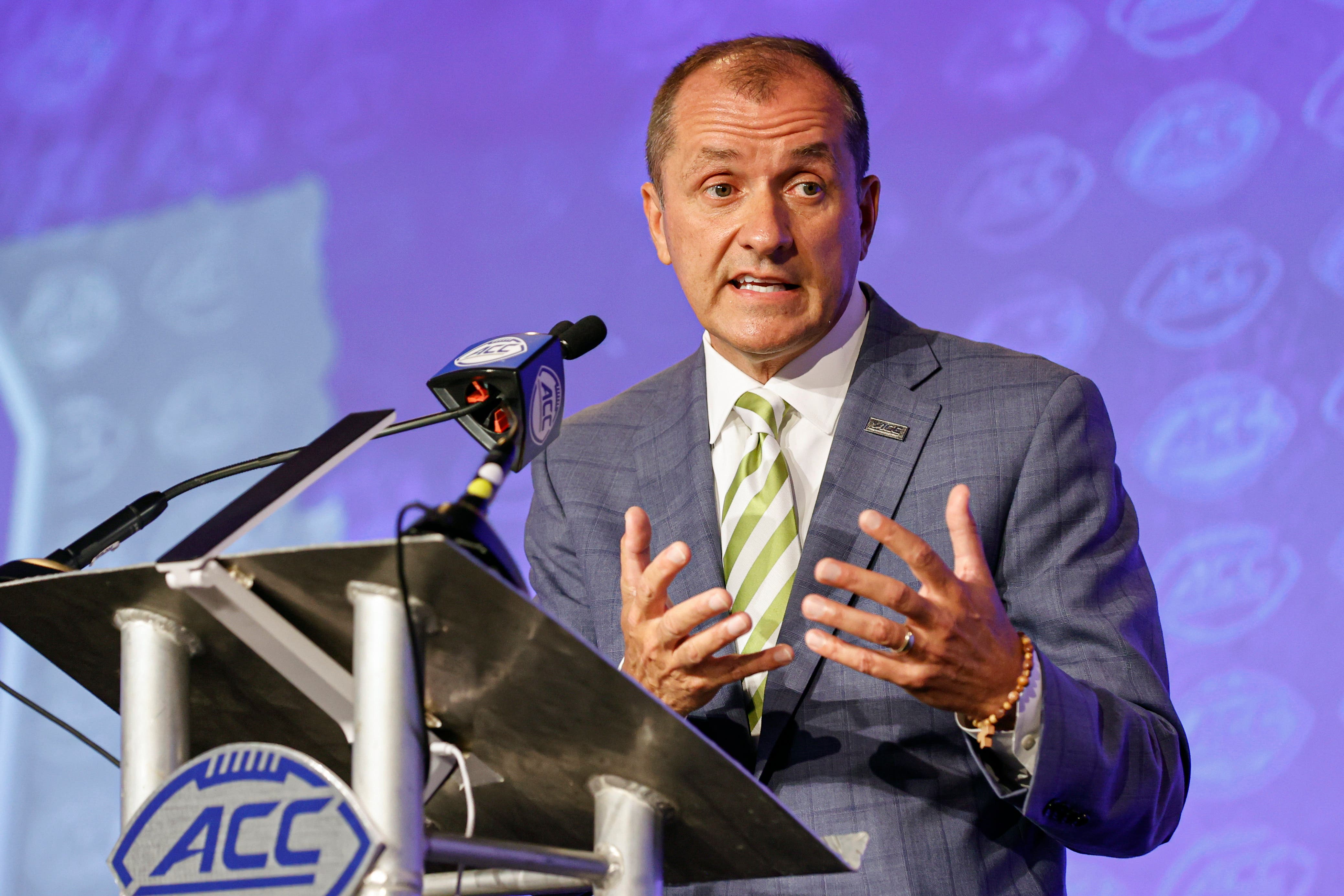 Column: Florida State always seemed out of place in the ACC. Now the Seminoles want out - Vimarsana News