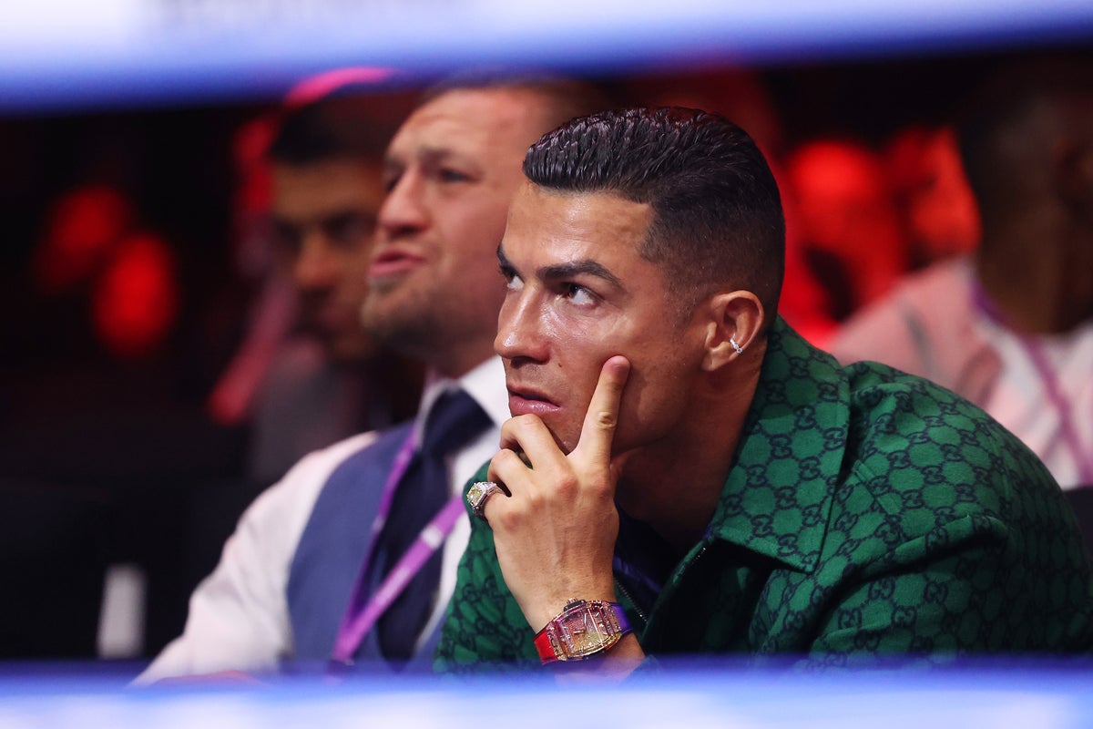 Ronaldo and Conor McGregor share awkward moment during Anthony Joshua boxing match