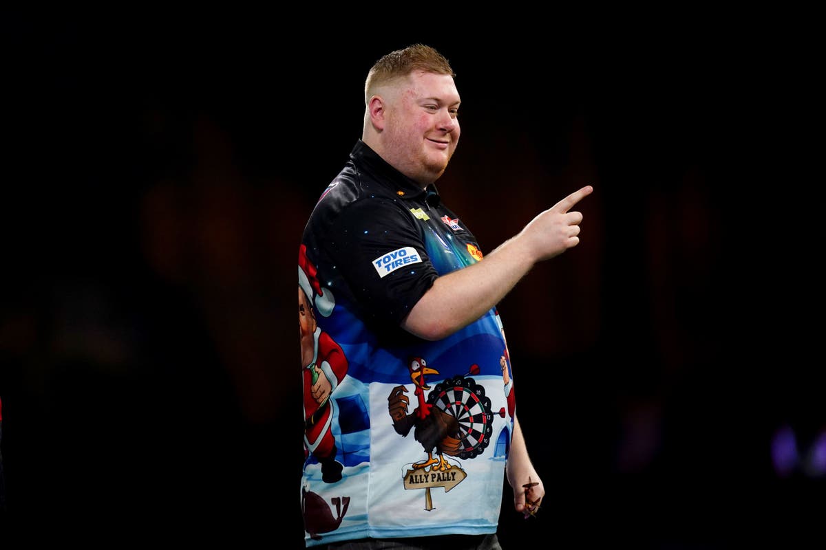 Ricky Evans stuns Nathan Aspinall with straight-sets second round victory