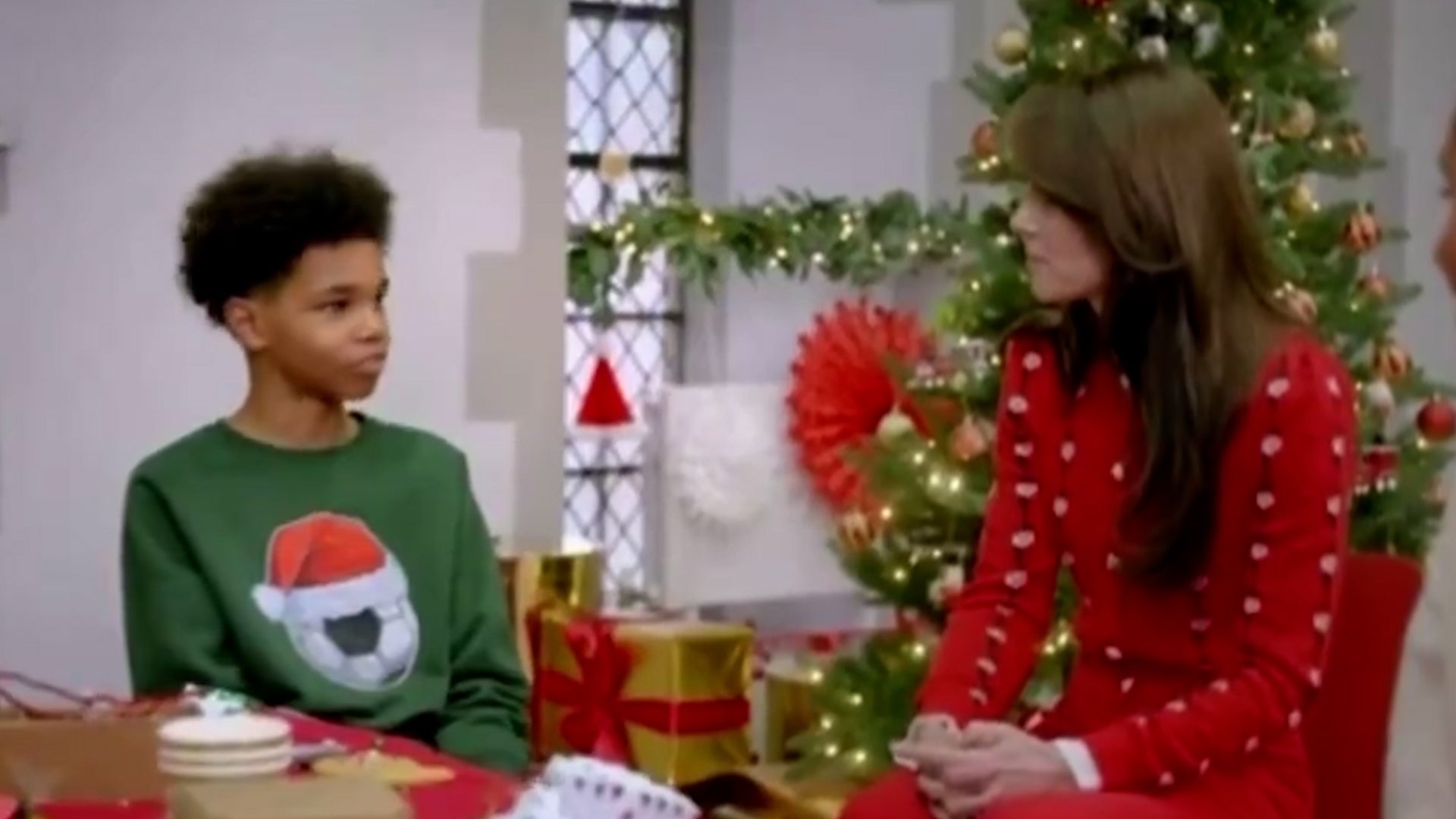 <p>Moment Princess of Wales surprises teenager at festive tea party</p>