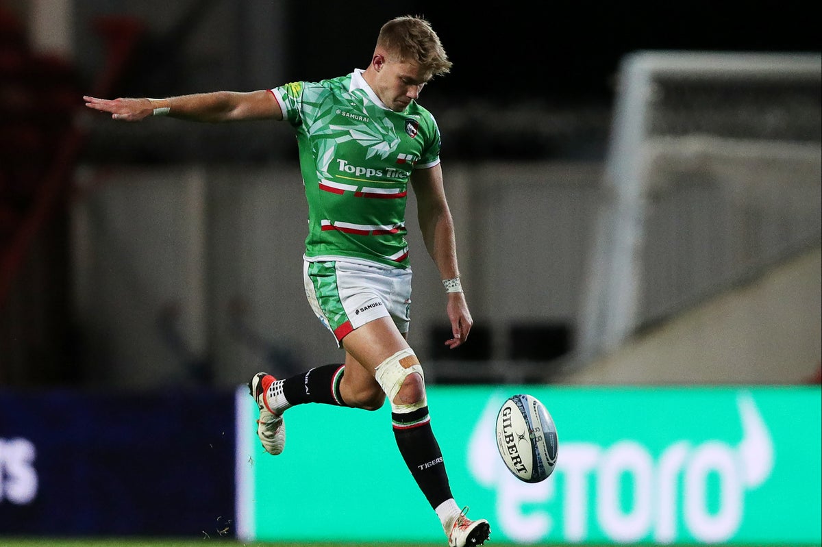 Gloucester sign highly-rated fly half Charlie Atkinson from Leicester Tigers