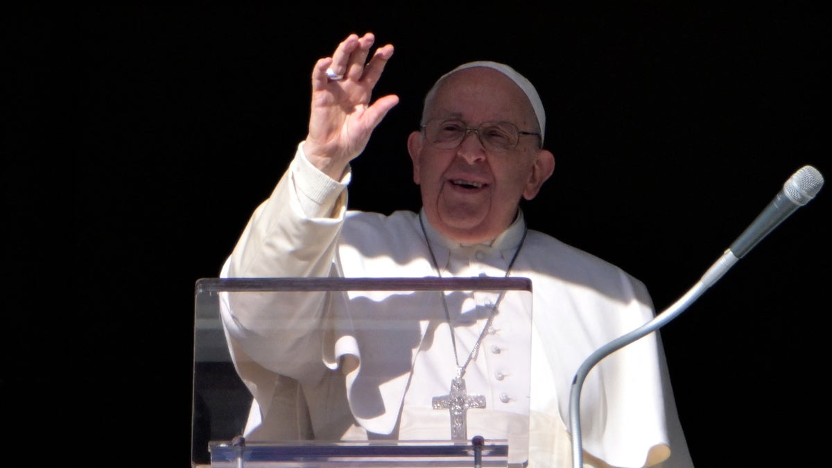 Watch Live: Pope Francis celebrates Christmas Eve mass
