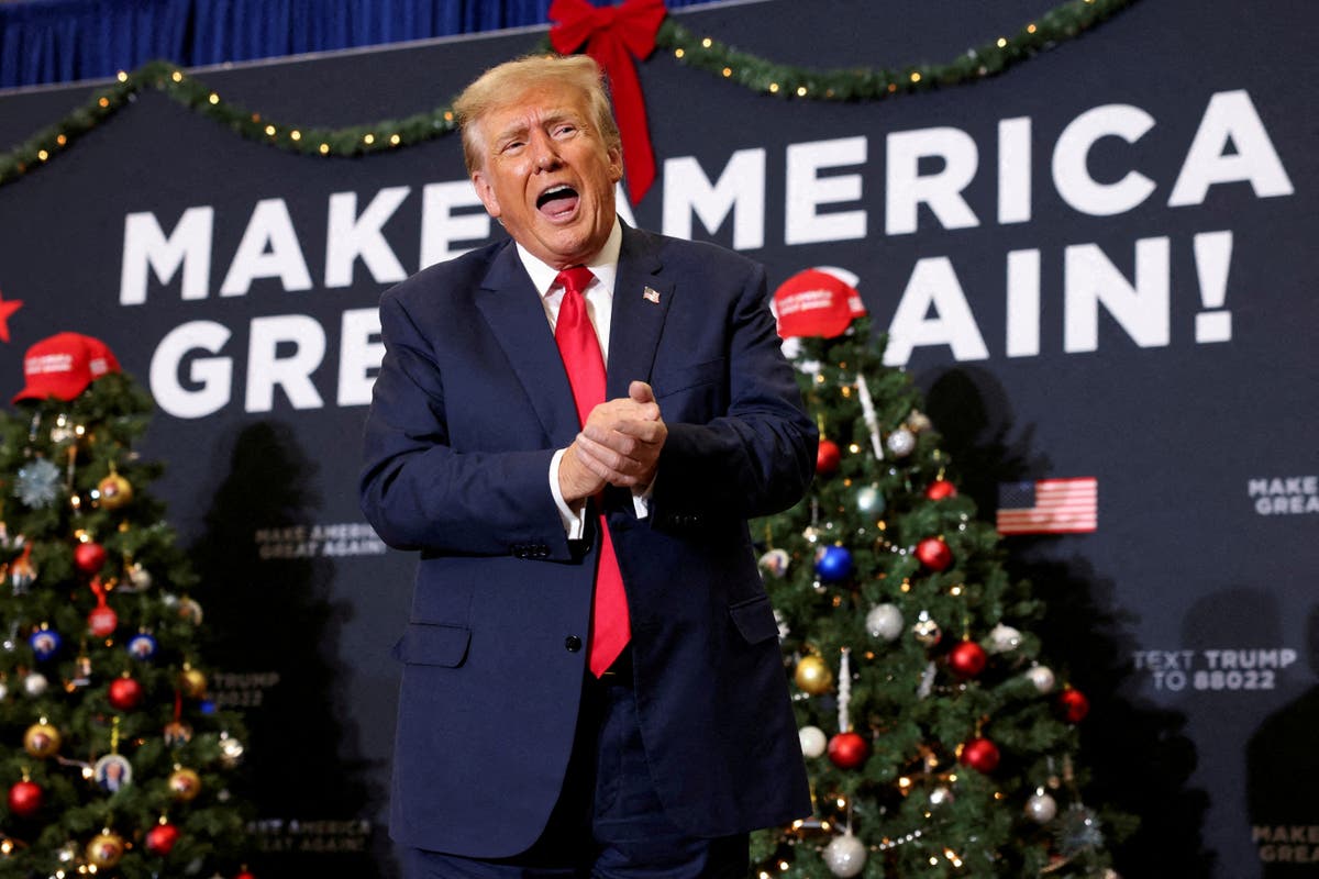 Trump życzy swoim przeciwnikom, aby „zgnili w piekle” w gniewnej świątecznej tyradzie: NA ŻYWO