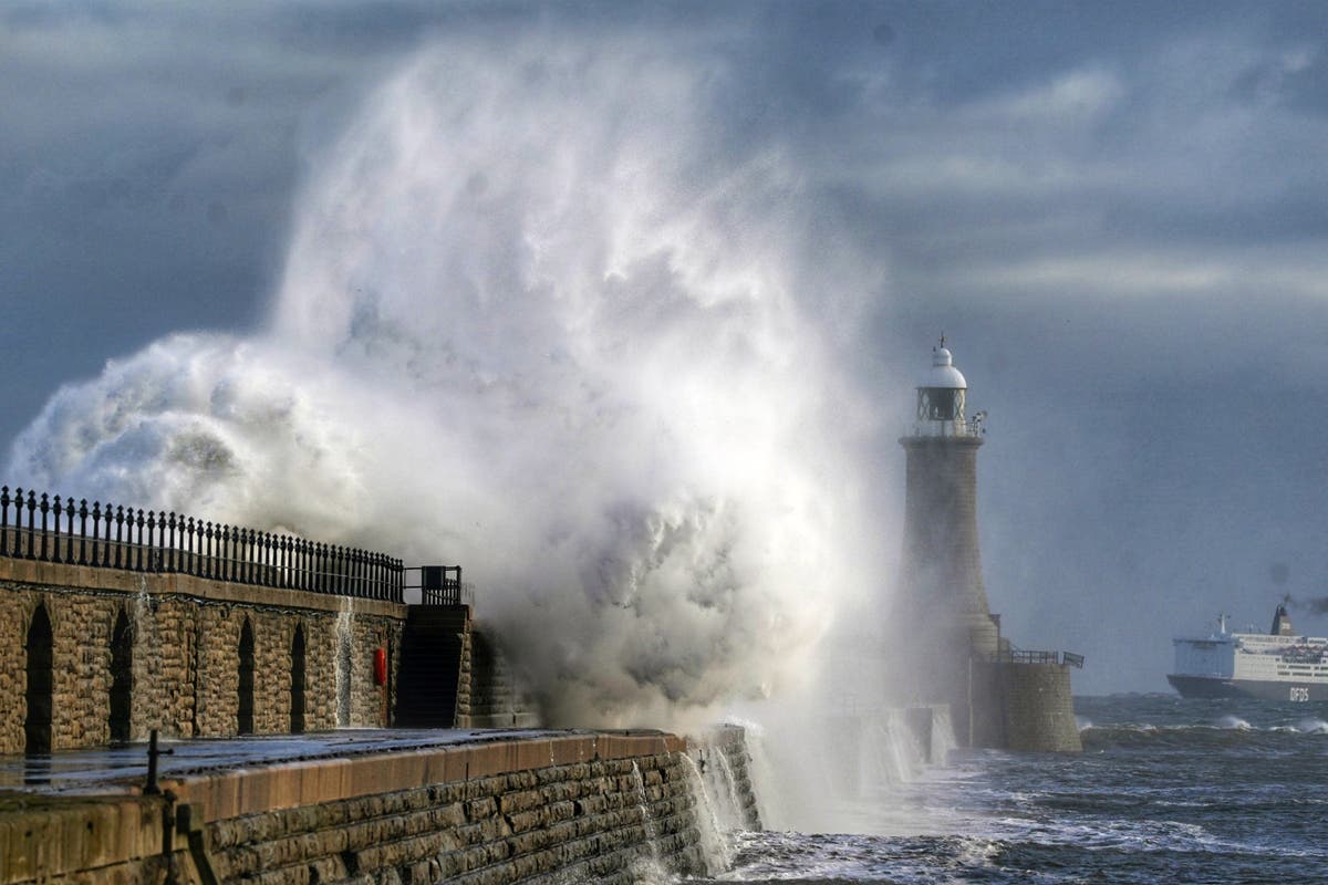 Wind, rain and snow warnings in place as UK braces for Storm Gerrit ...