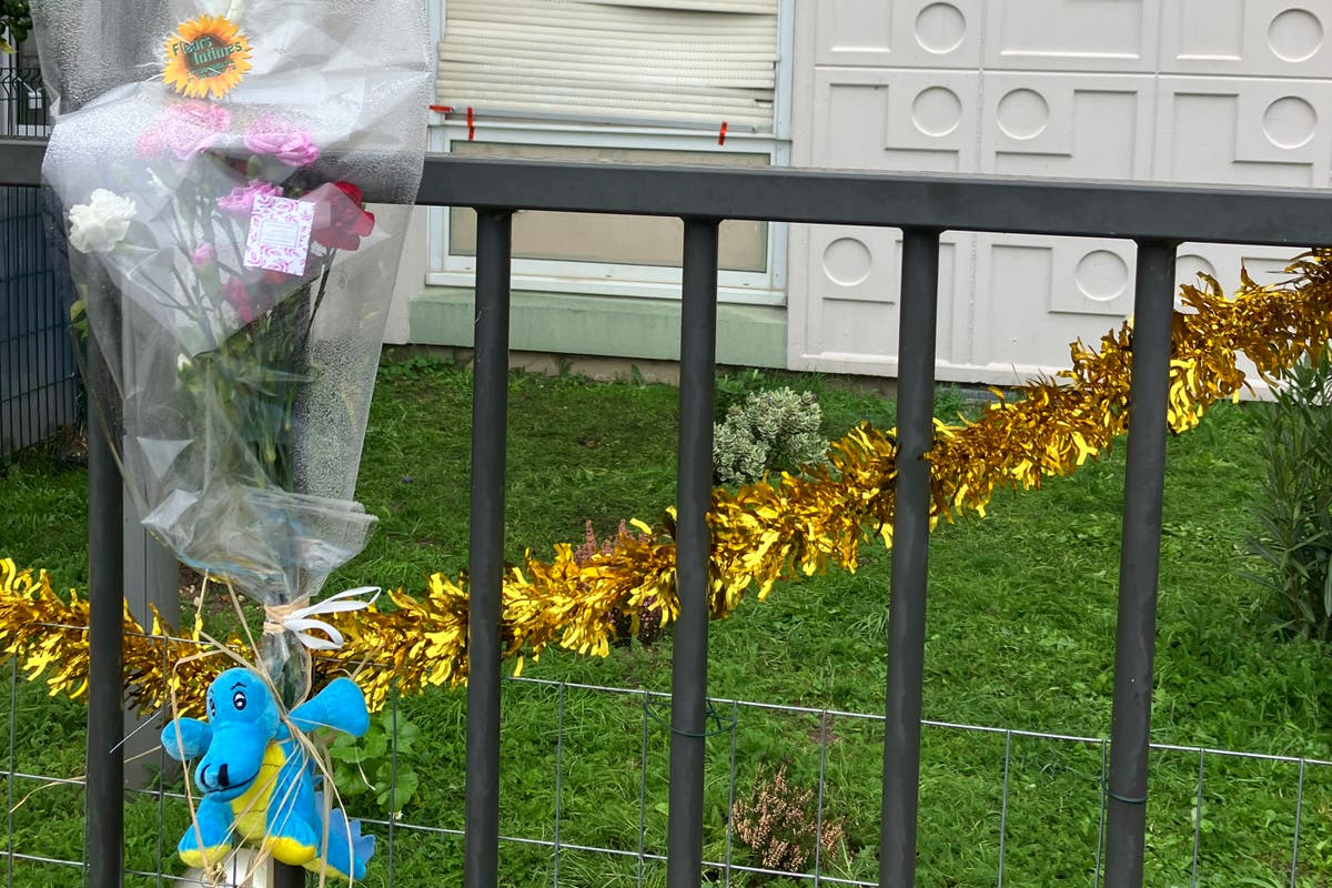 4 малки деца и майка им бяха убити във френския им дом. Бащата е в ареста