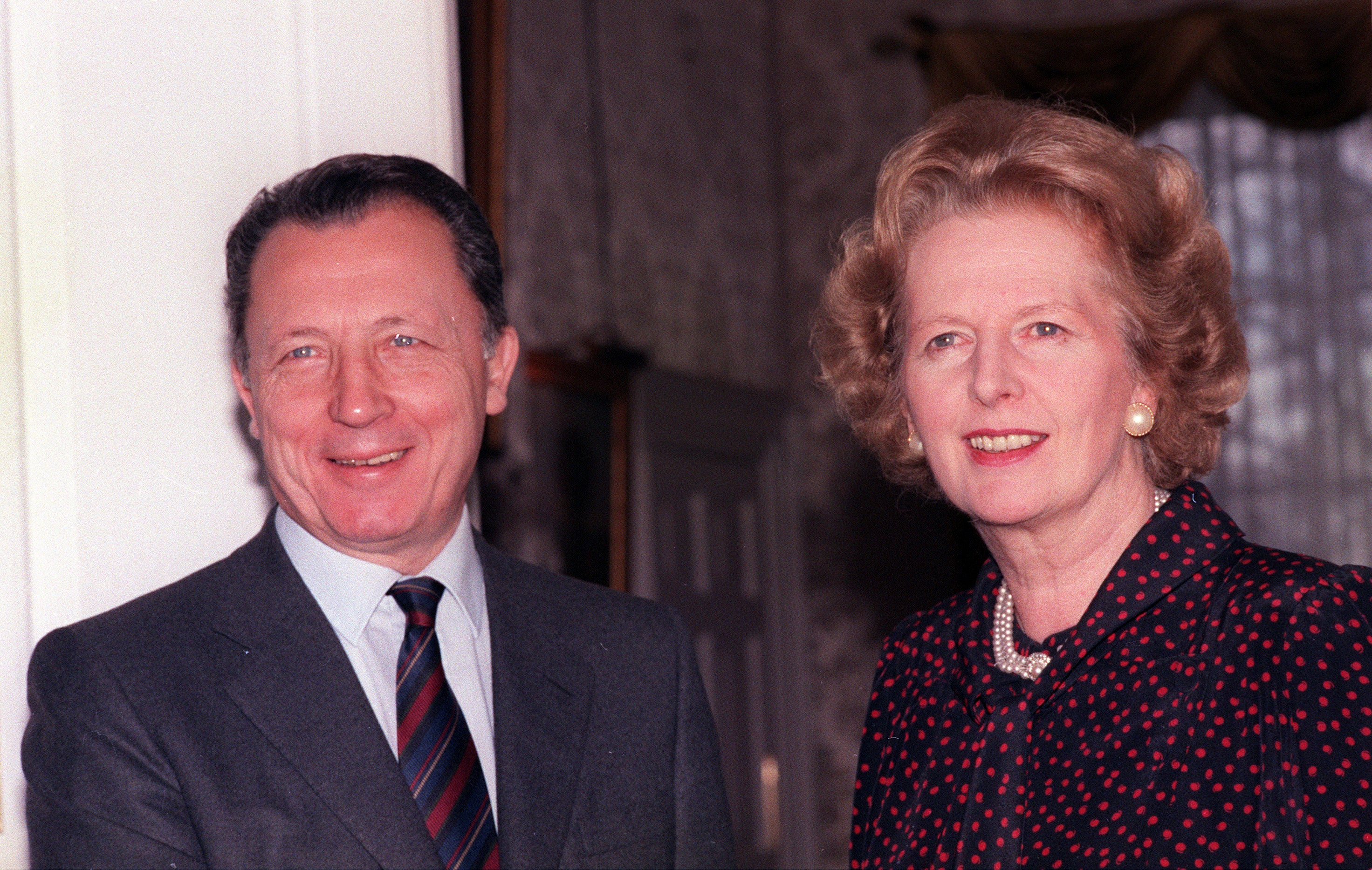 Jacques Delors, president of the European Commission, with Margaret Thatcher in 1986