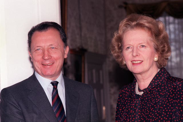 <p>Jacques Delors, president of the European Commission, with Margaret Thatcher in 1986 </p>