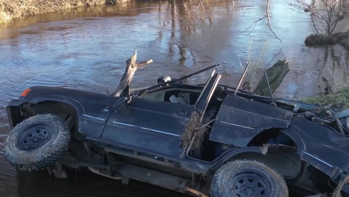 4×4 recovered from River Esk where three men died after being ‘swept away’