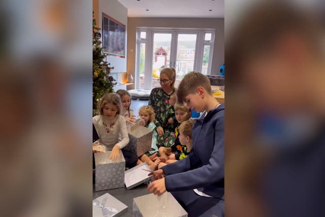 <p>Stacey Solomon surprises whole family with a dream holiday to ‘paradise’ for Christmas.</p>