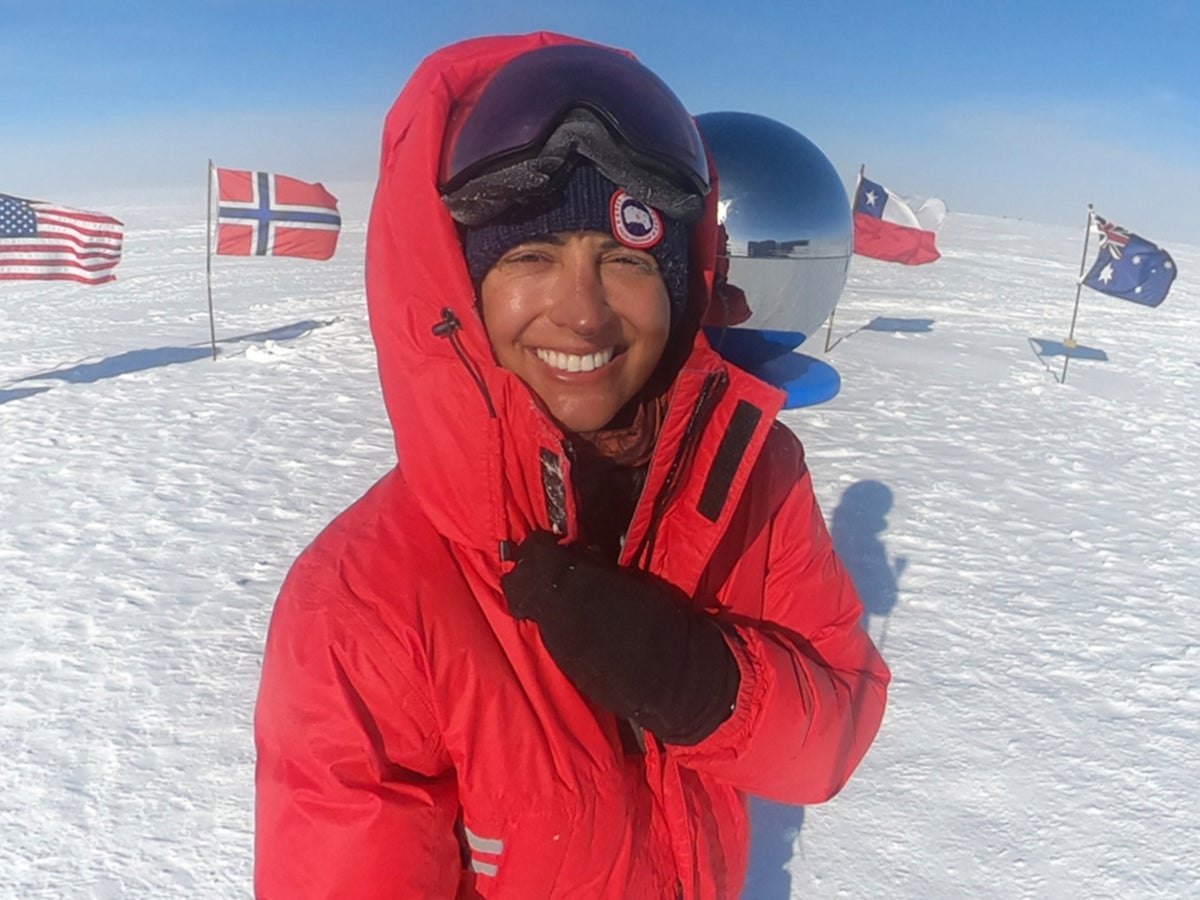 British soldier 'Polar Preet' claims record for fastest woman to ski alone  across Antarctica | The Independent