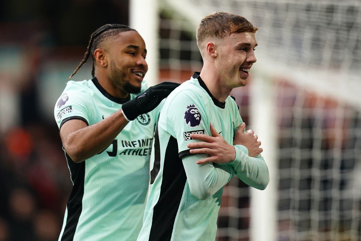 Chelsea survive late fightback to beat Luton in thriller