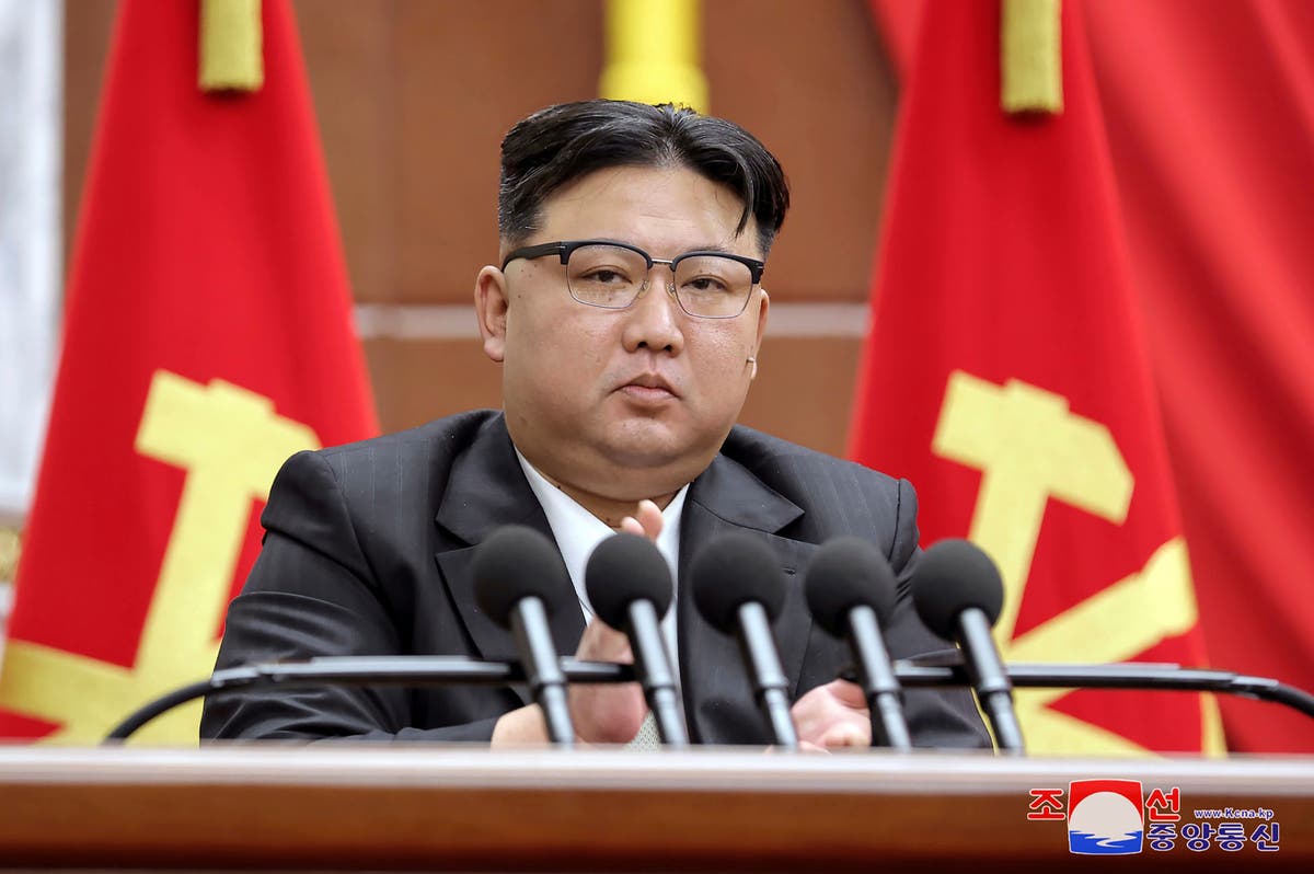 북한 김정은 씨, 2024년 새로운 정찰위성을 발사하겠다고 약속 북한 김정은 씨, 2024년 새로운 정찰위성을 발사하겠다고 약속