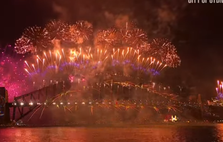 Fireworks erupt over Sydney Harbour