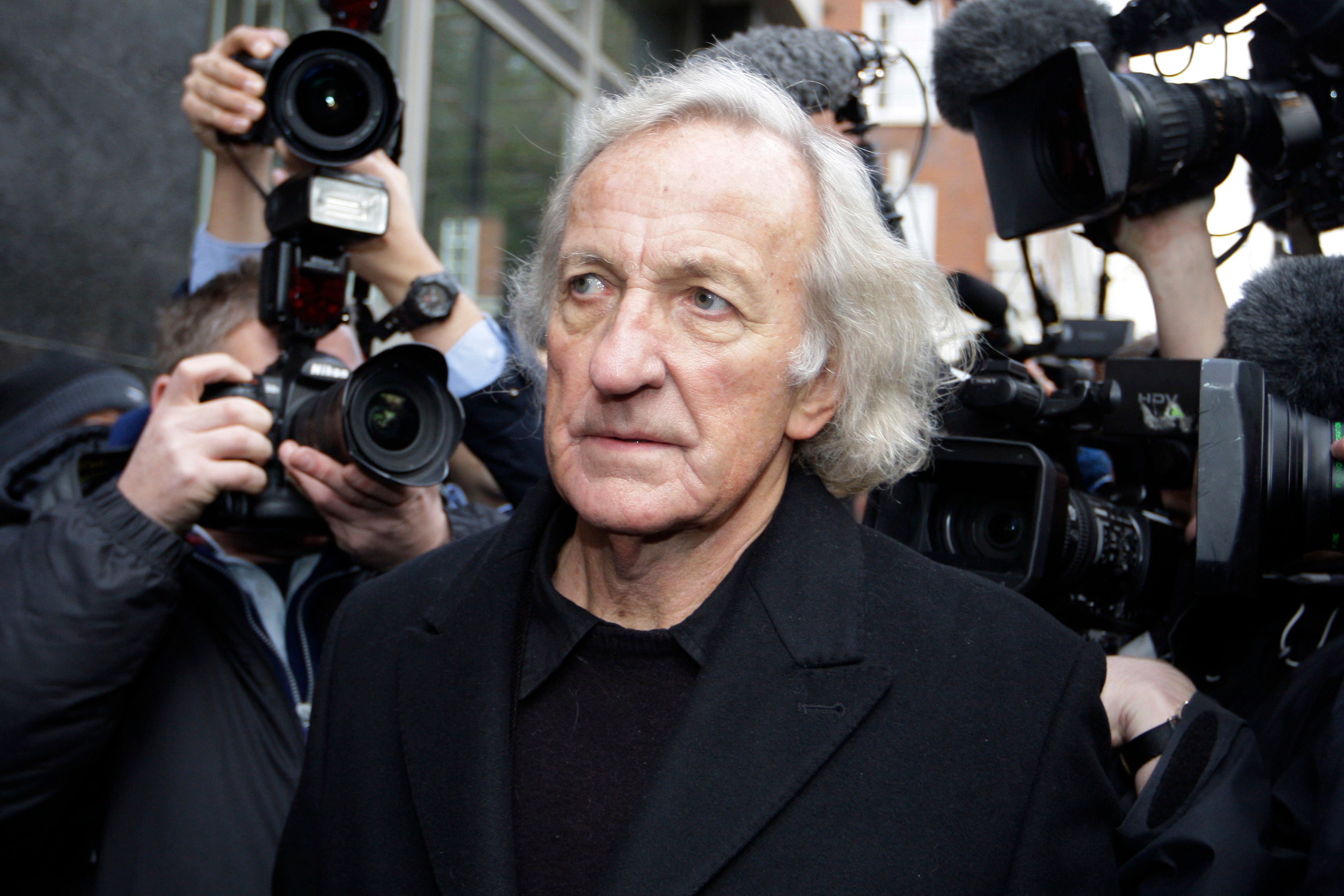 JOHN PILGER-DECESO