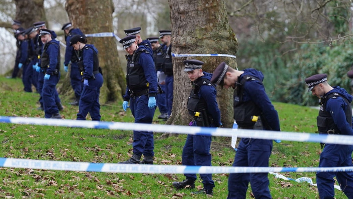 Police guard scene after teenage boy fatally stabbed at London viewpoint on New Year’s Eve
