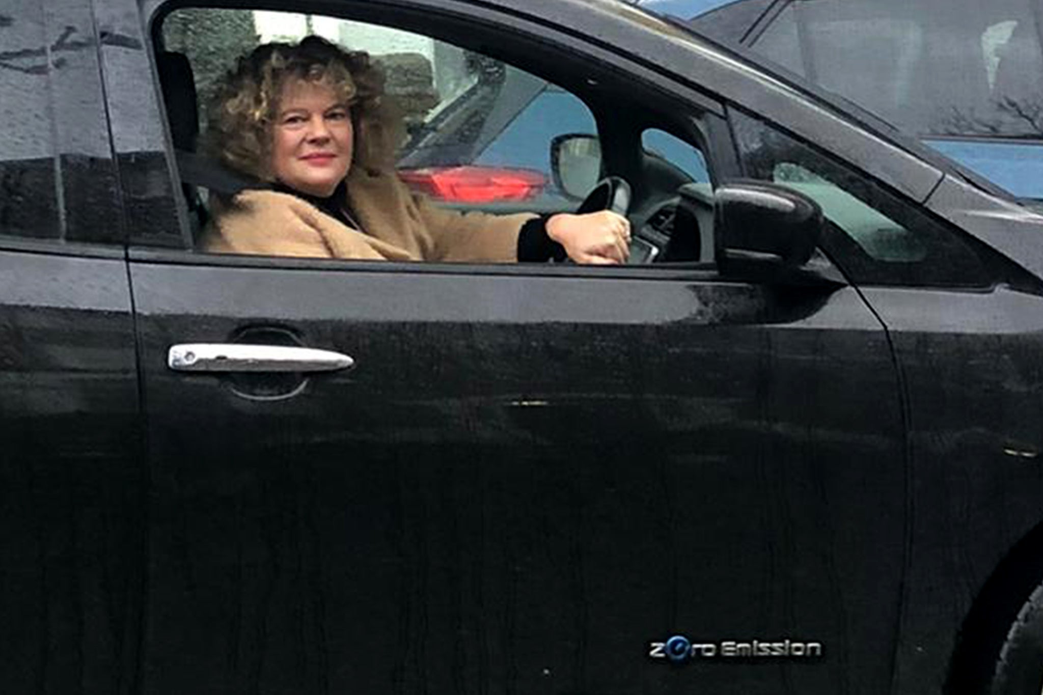 Eleanor bought her electric car three years ago but the advantages she feels while driving in town disappear the minute she wants to make a long journey