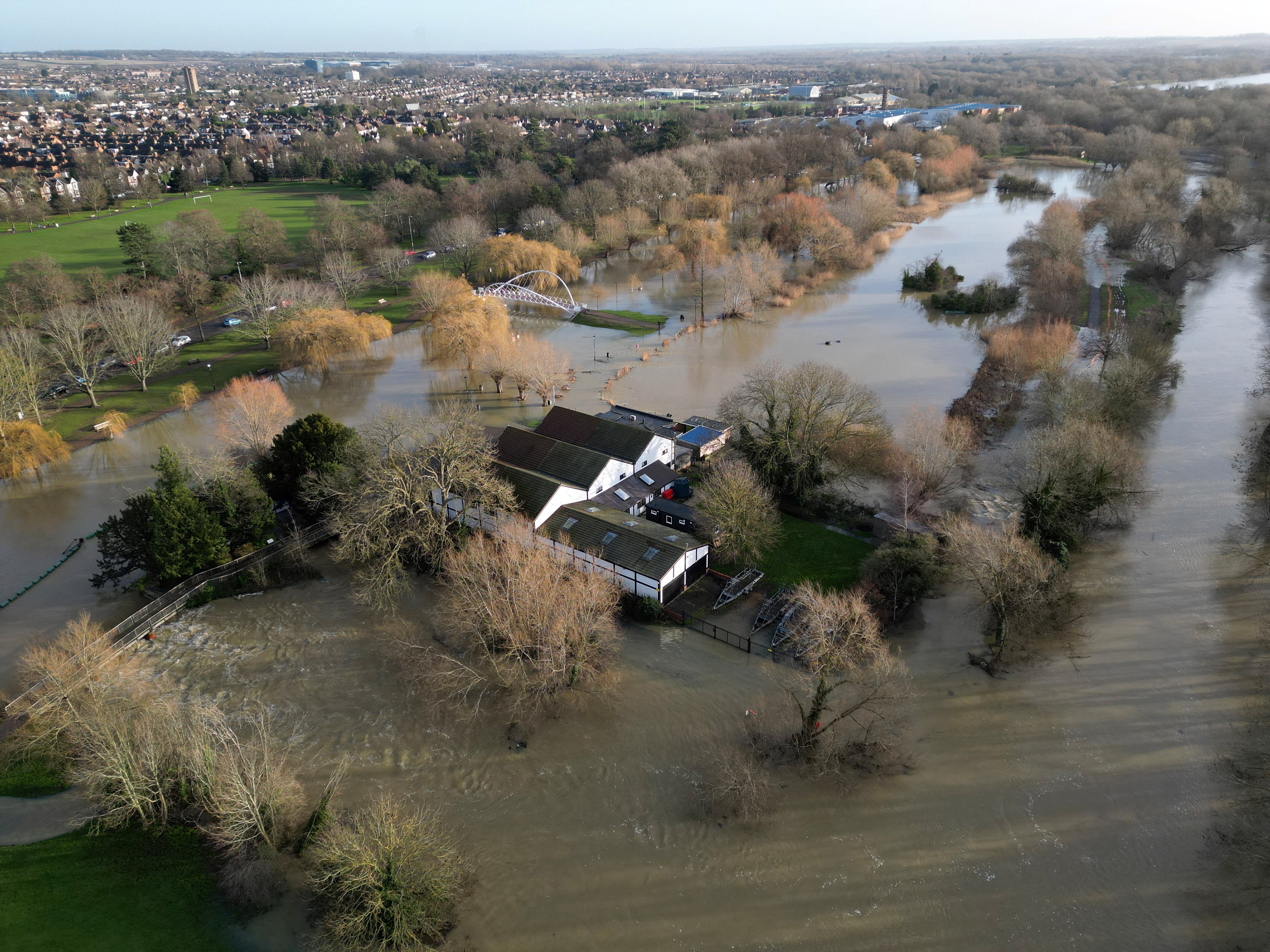 pWater from River Great Ouse floods Bedford after Storm Henk, Britain/p