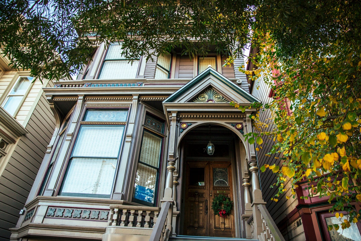 You’ll find psychedelic art and can explore the band’s history at the Grateful Dead House