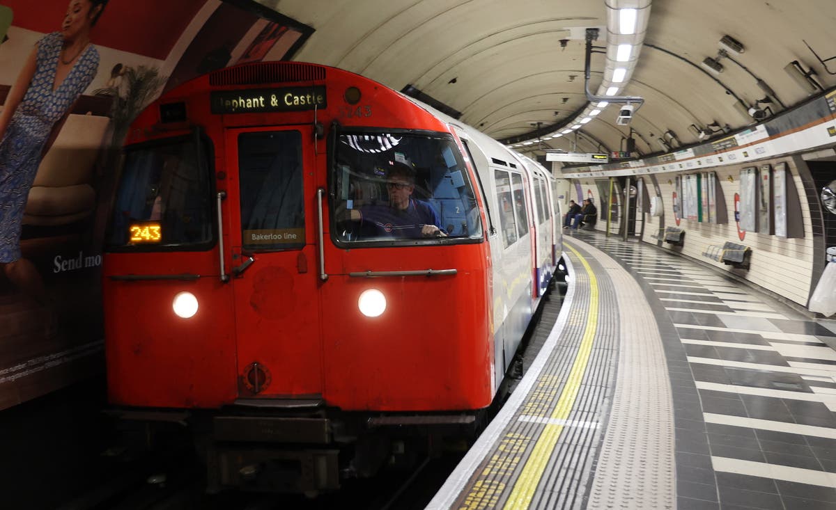 Strajk w metrze – na żywo: Strajk w londyńskim metrze został odwołany po rozmowach prowadzonych w ostatniej chwili przez TfL