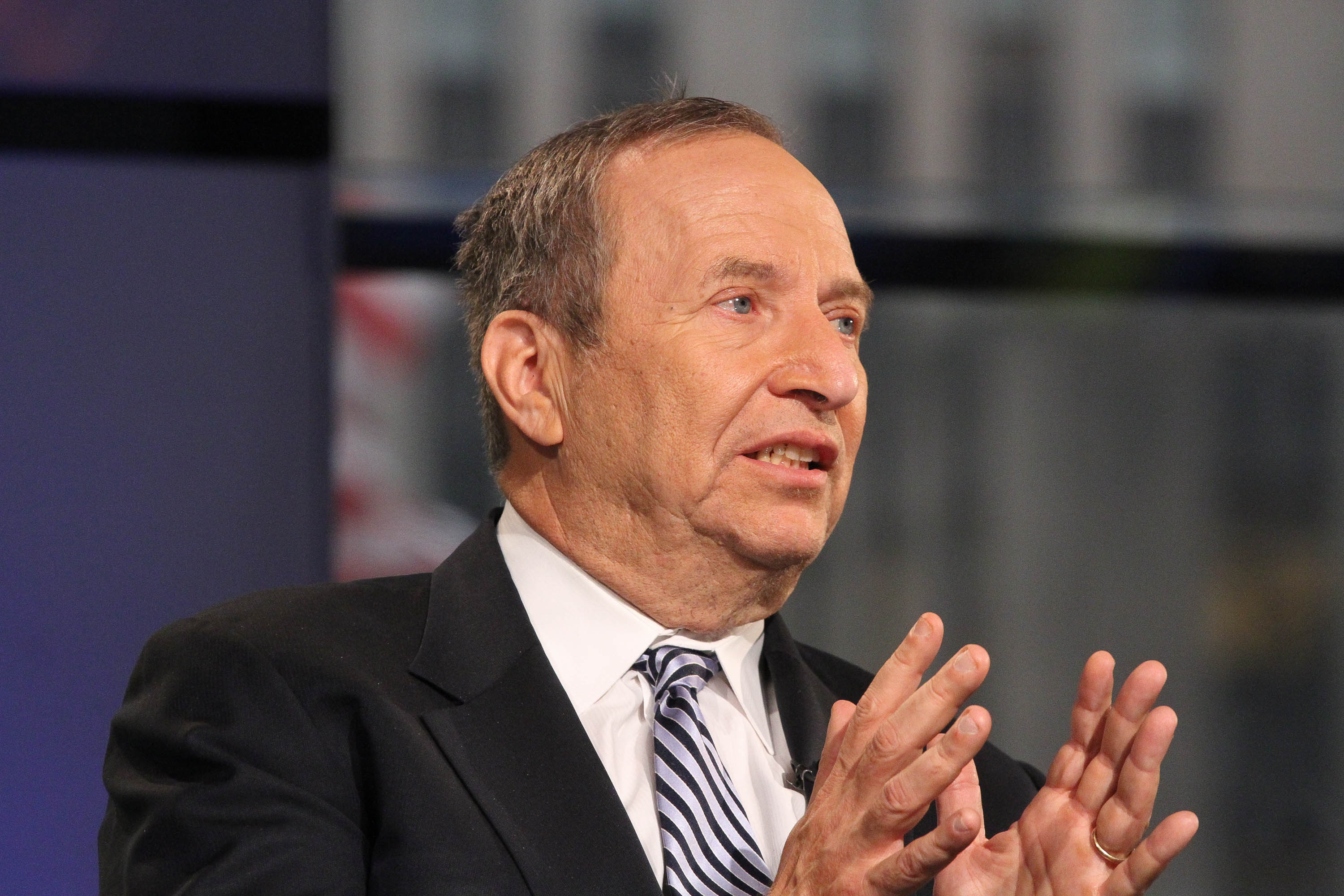 Larry Summers, who was part of Bill Clinton’s cabinet, warned that recession chances in the U.S. are now ‘close to 50/50’