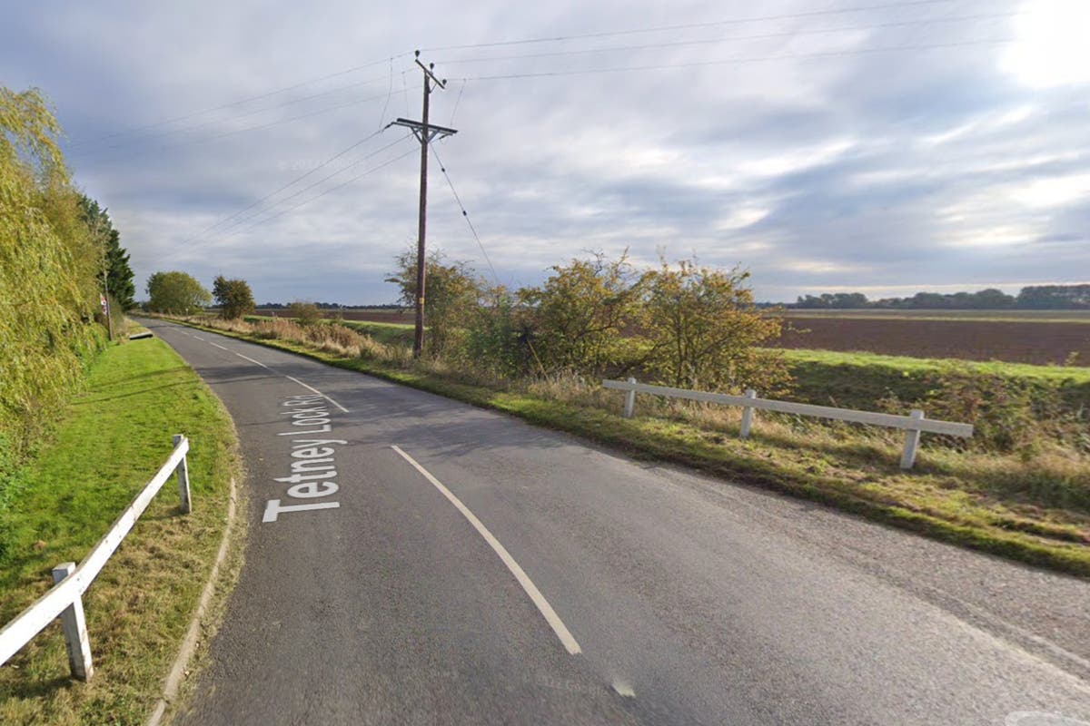 Tetney Lock: Teen, 16, and man, 40, killed as car ends up in river - Vimarsana News