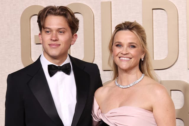 <p>Reese Witherspoon with her son Deacon Reese Phillippe at the Golden Globes </p>