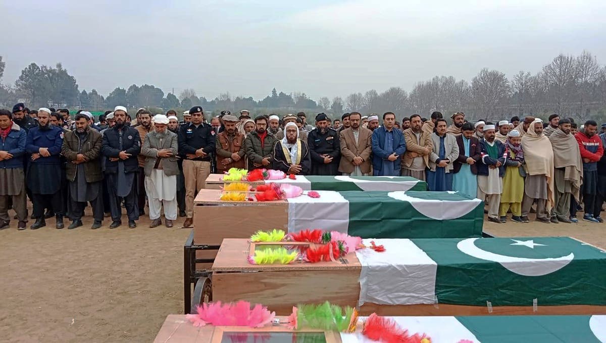 Pakistani Taliban claims responsibility for bomb that killed 6 police guarding anti-polio campaign