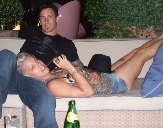 <p>Pink celebrates 18 years of marriage with Carey Hart</p>