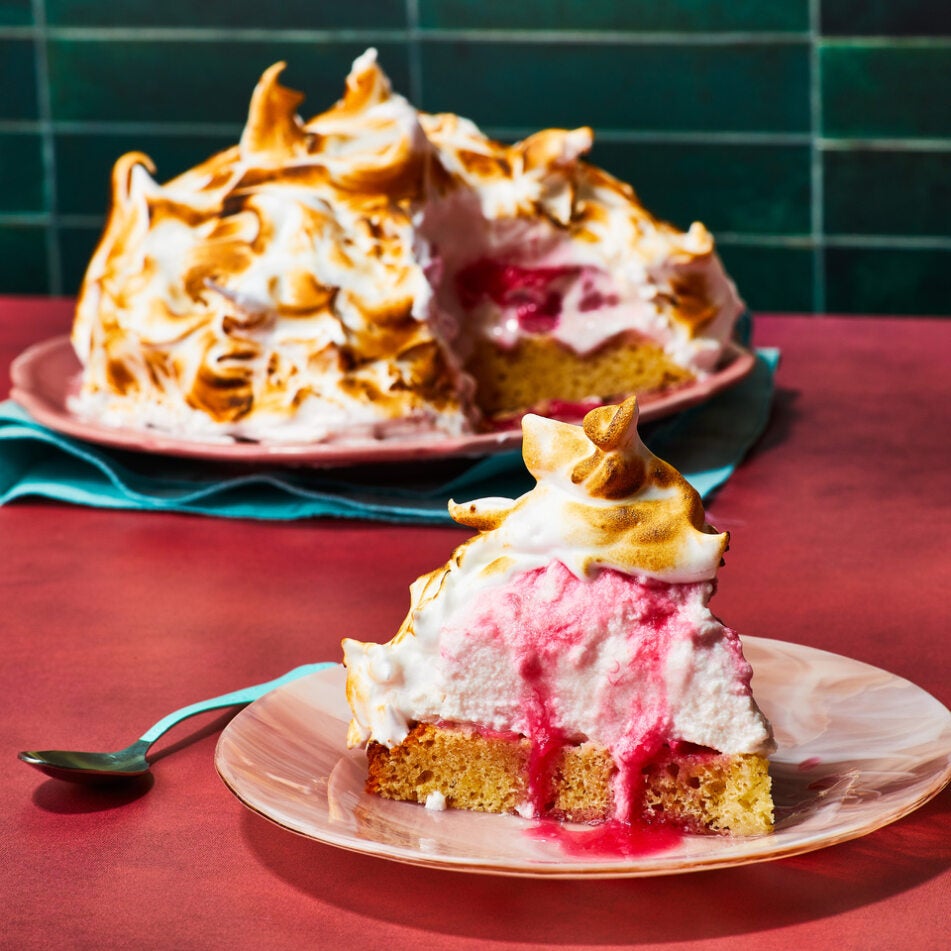 If anything belongs in the Showstopper Club, it’s a baked alaska