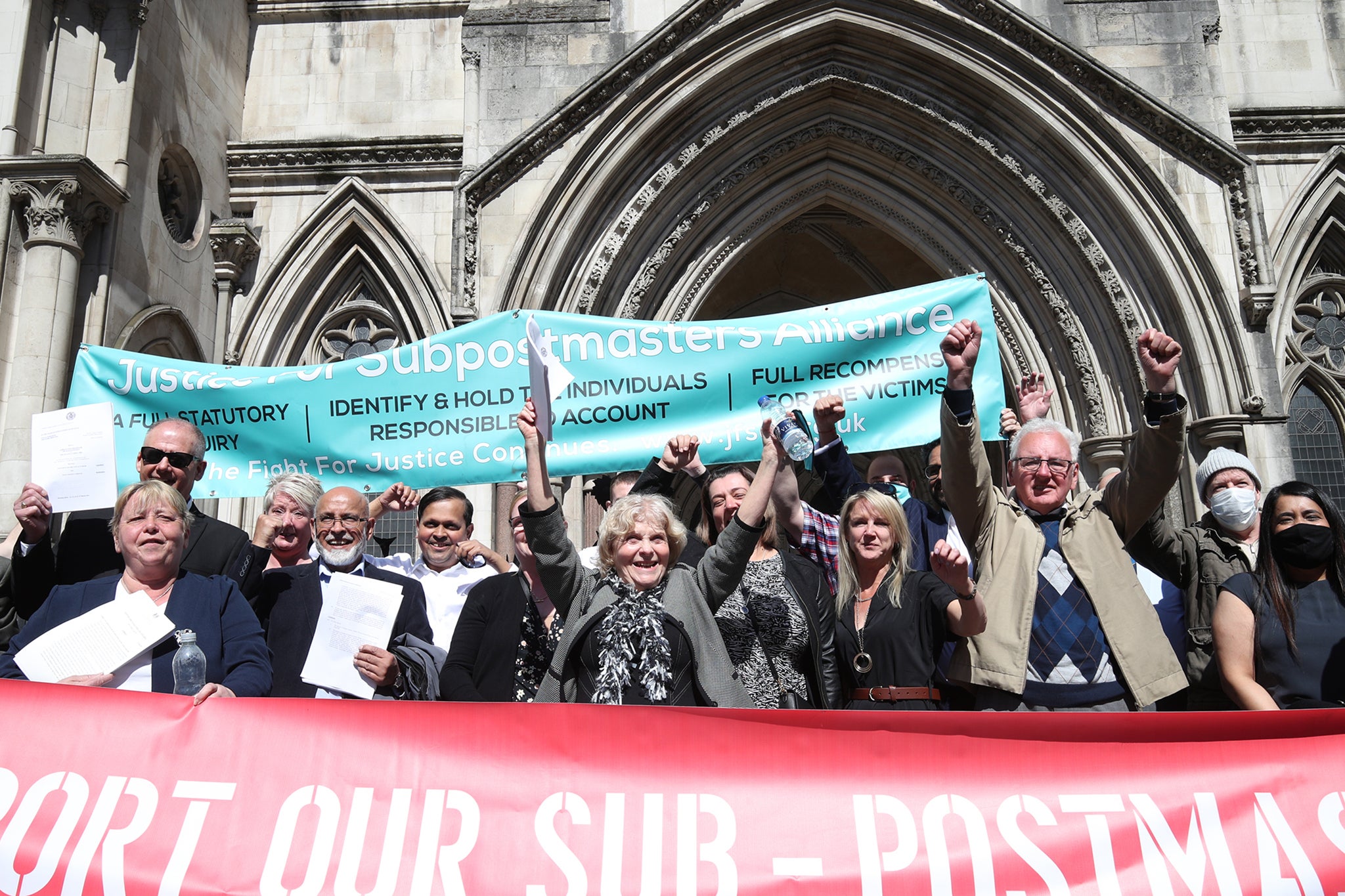 Sub-postmasters celebrate the high court ruling in 2019 which led to 39 having their convictions quashed