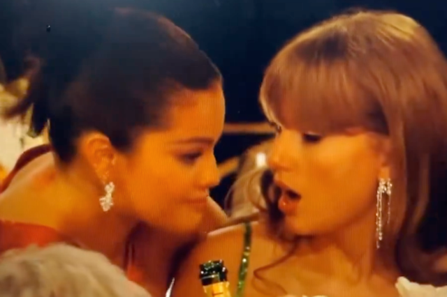 <p>Selena Gomez talking to Taylor Swift at the Golden Globes</p>