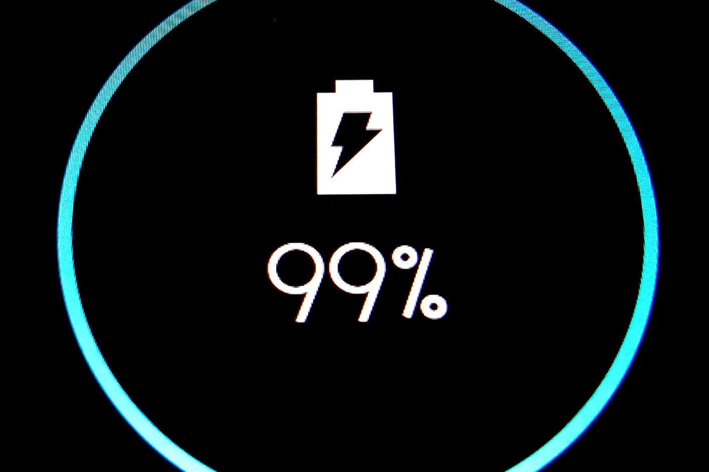 <p>Researchers from Harvard University built a battery that they claim can handle 6,000 more charging cycles than its rivals</p>
