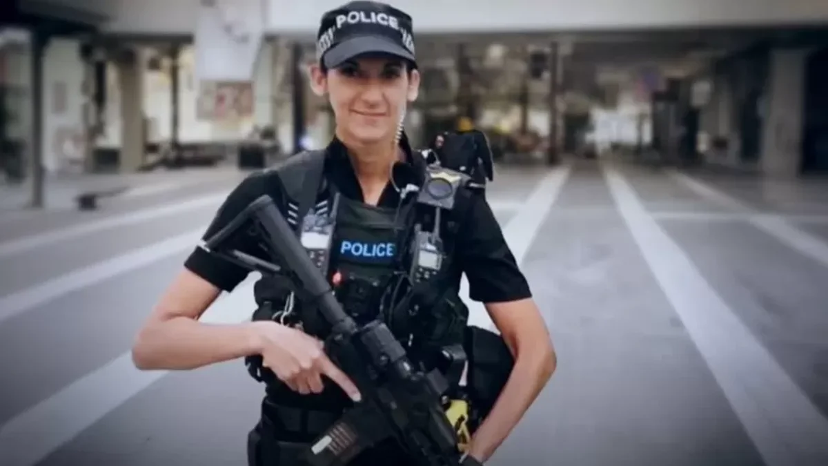 Police officer forced to strip down to her underwear wins £800,000 in discrimination case