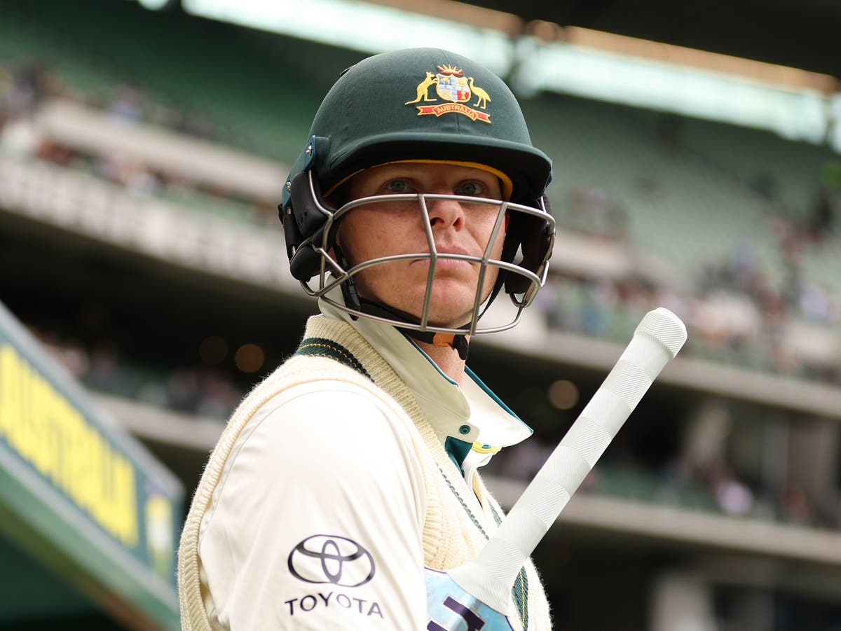 Australia’s divisive Steve Smith selection ensures sandpaper scandal still casting shadow