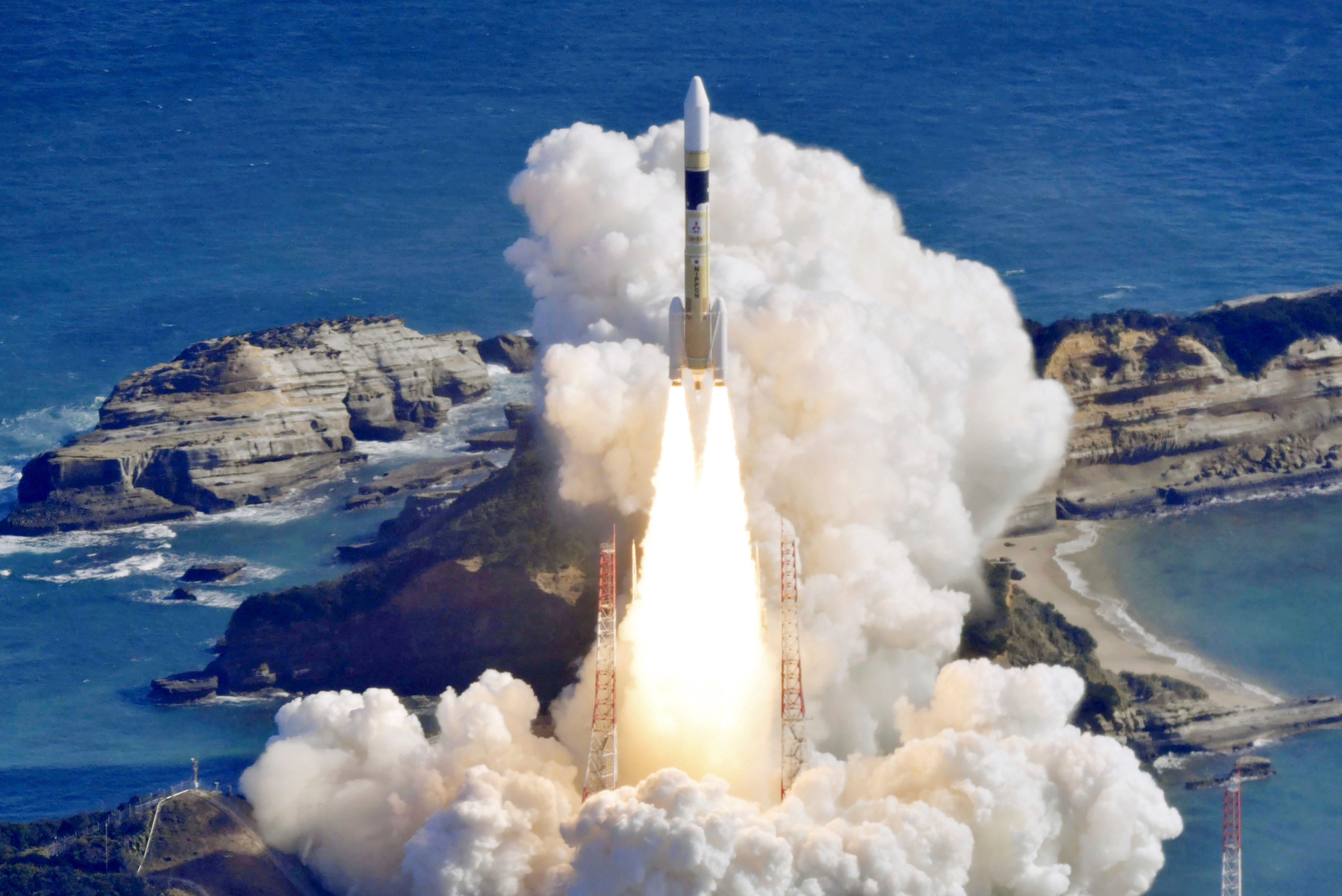 Japan Launches An Intelligence-gathering Satellite To Watch For North ...