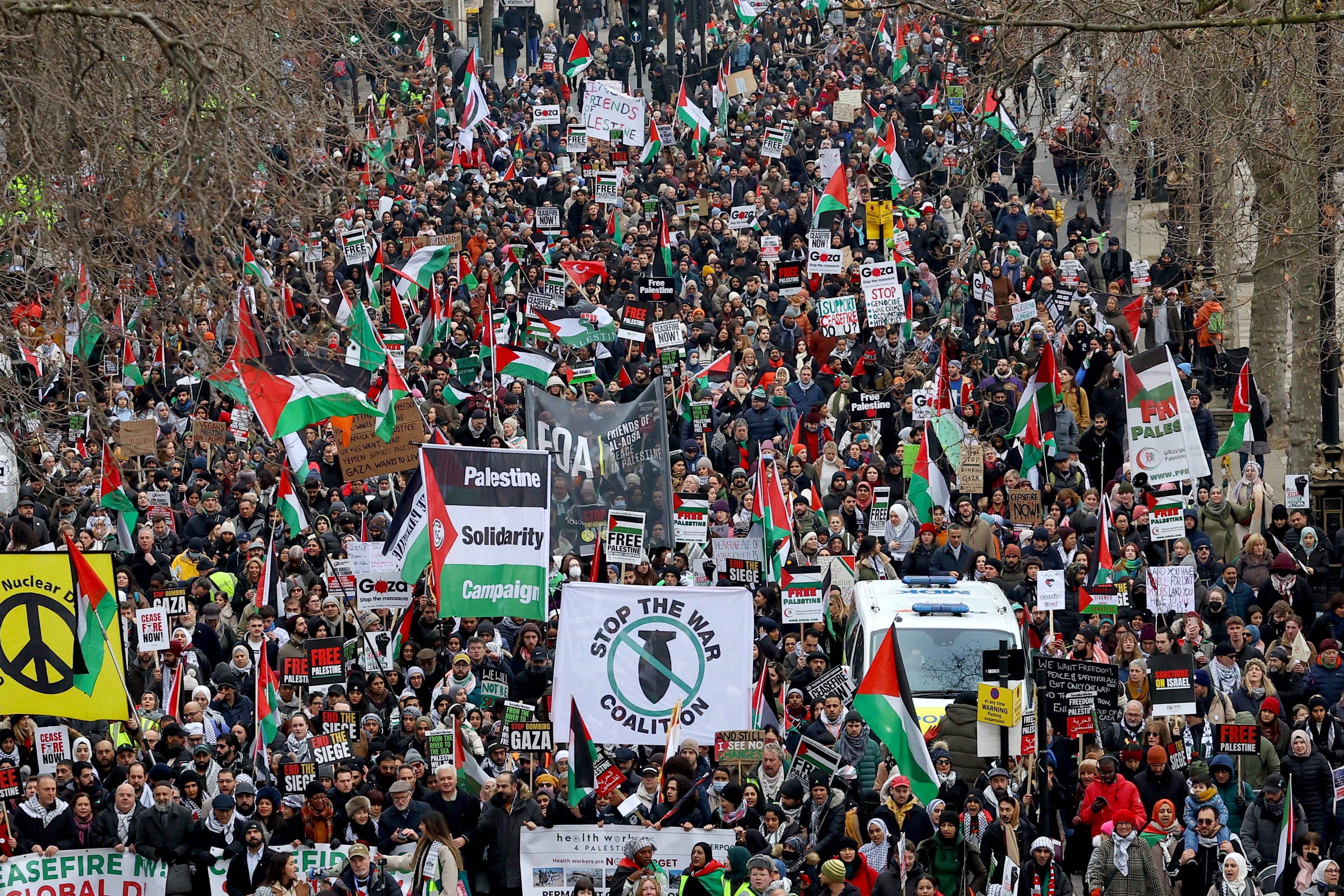 Thousands of protestors have taken to the streets of London today to march against the ongoing attacks in Gaza