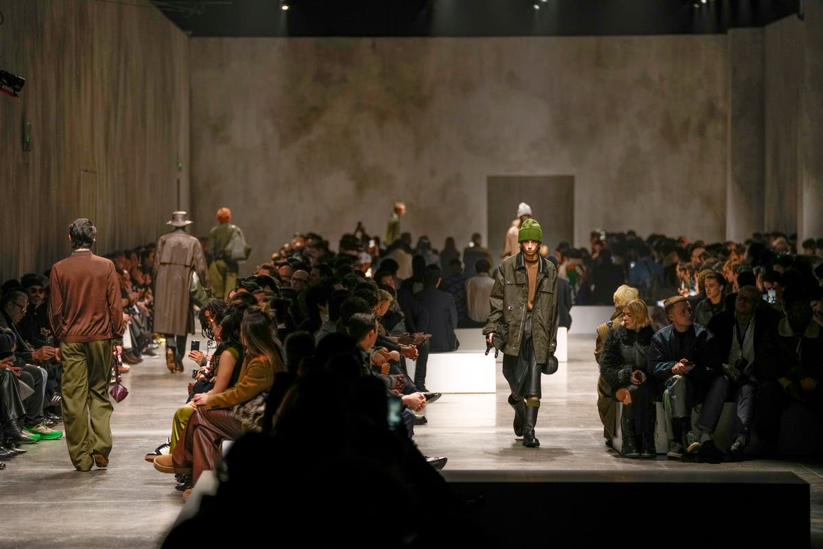 Fendi's gender-busting men's collection is inspired by Princess Anne ...
