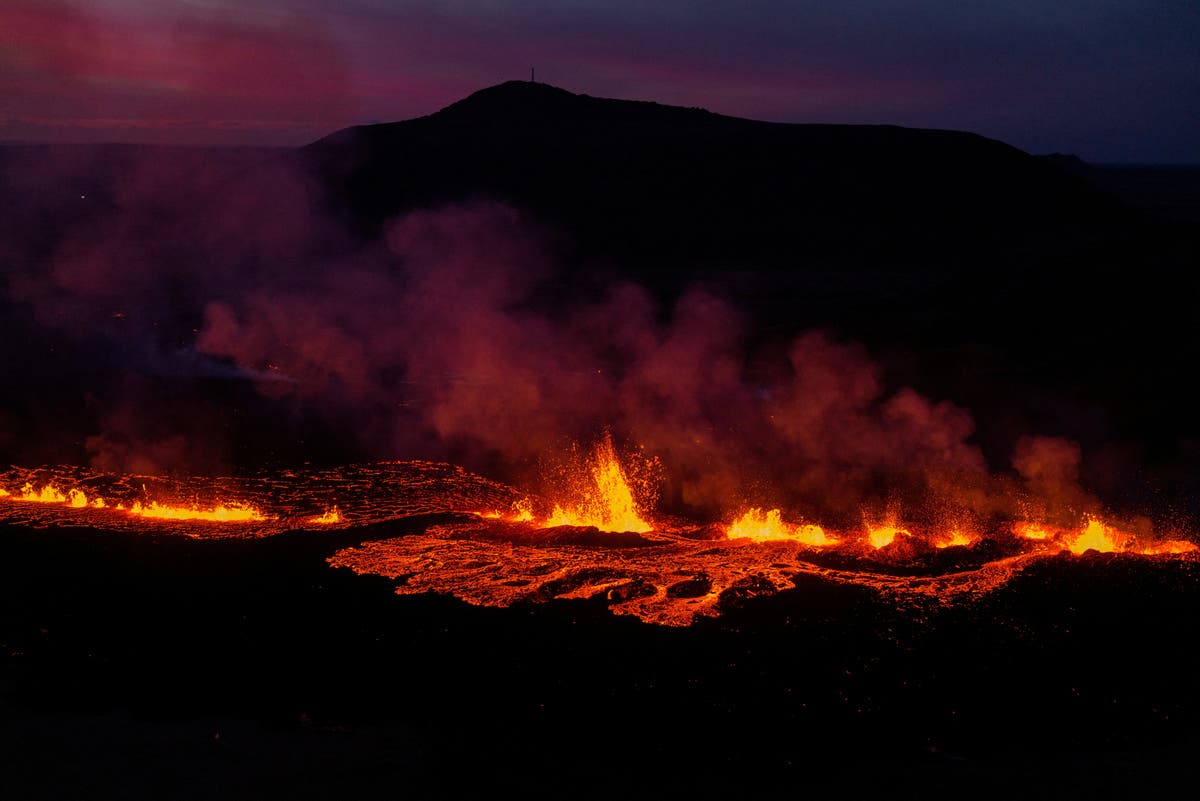 Iceland volcano eruption live: Lava flows into Grindavik as country faces 'daunting' time - Vimarsana News