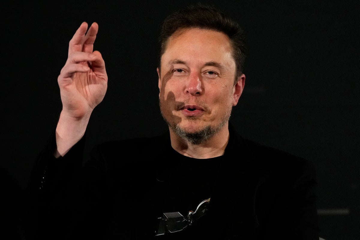 Elon Musk demands massive new Tesla payday