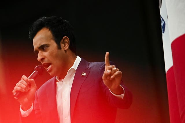 <p>Republican presidential candidate and businessman Vivek Ramaswamy speaks as he visits a caucus site at Horizon Event Center in Clive, Iowa, U.S. January 15, 2024</p>