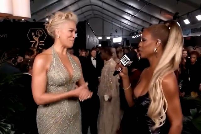 <p>Hannah Waddingham corrects Laverne Cox after she mispronounces her name at Emmys 2024.</p>