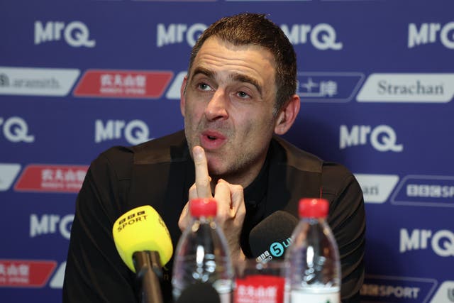 <p>Ronnie O’Sullivan directed a rude gesture at Ali Carter during his press conference</p>