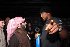 Anthony Joshua’s notes and a scary Francis Ngannou handshake: The details you didn’t see
