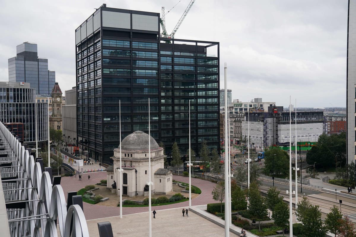 Birmingham City Council announces hundreds of job redundancies