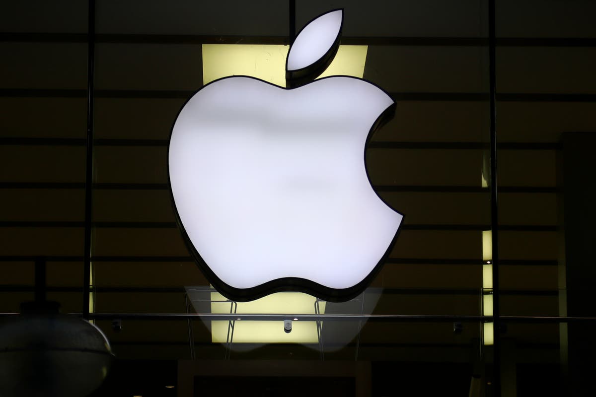 Apple plans to remove sensor from some watch models depending on how a court rules in patent dispute